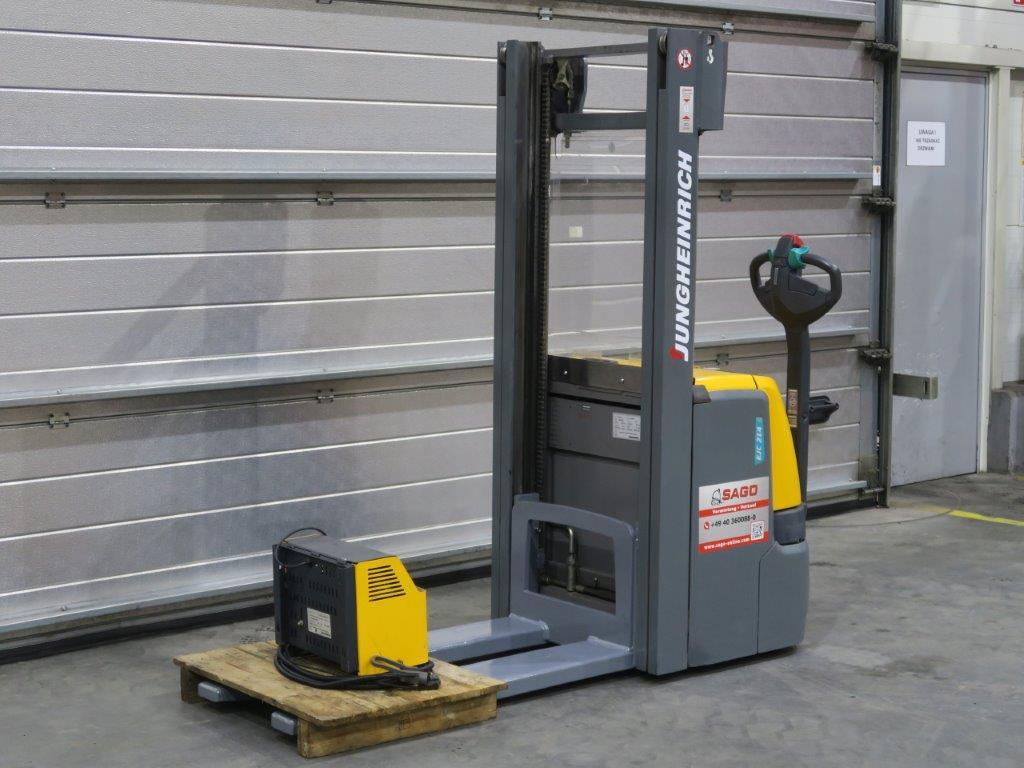 Jungheinrich EJC214 - Stroj za zlaganje: slika 2 Jungheinrich EJC214 - Stroj za zlaganje: slika 2