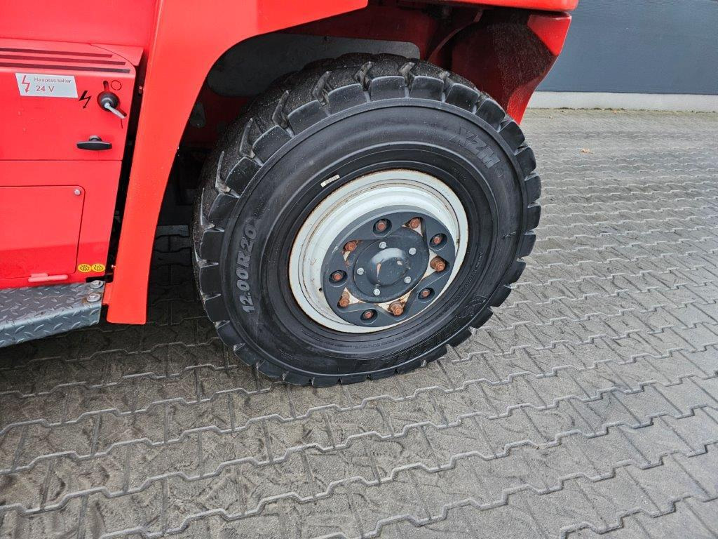 Kalmar DCG120-6 - Diesel viličar: slika 2 Kalmar DCG120-6 - Diesel viličar: slika 2