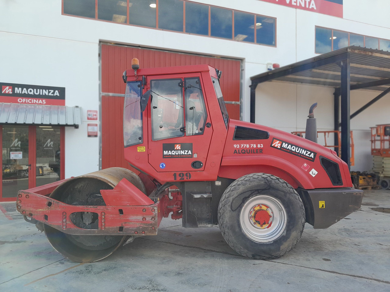 BOMAG BW177D4 - Kompaktor: slika 2 BOMAG BW177D4 - Kompaktor: slika 2