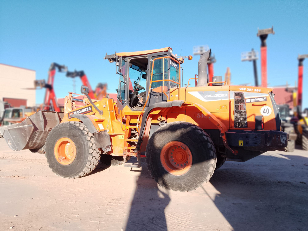 DOOSAN DL300-5 - Kolesni nakladalec: slika 2 DOOSAN DL300-5 - Kolesni nakladalec: slika 2