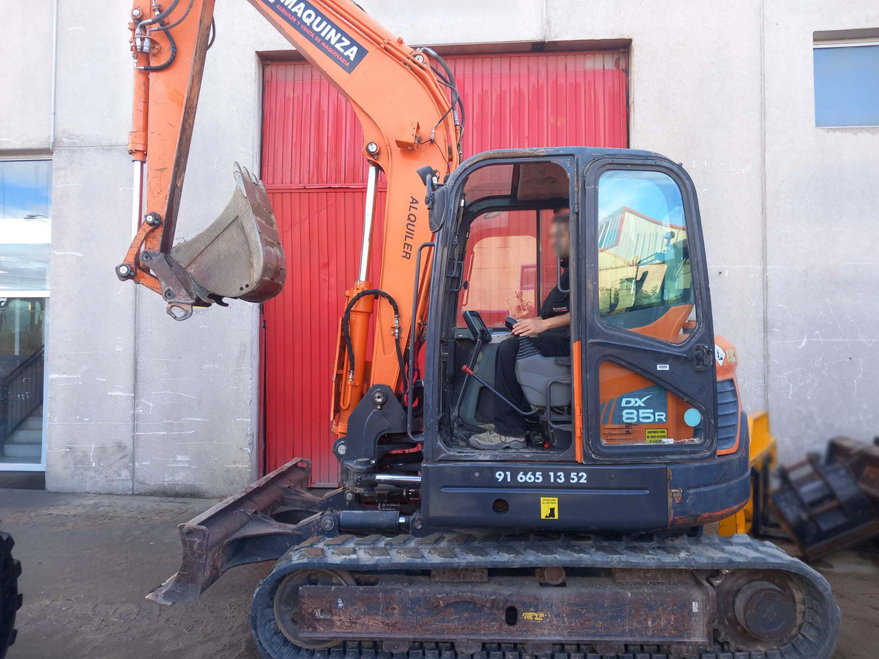 DOOSAN DX85R-3 - Mini bager: slika 1 DOOSAN DX85R-3 - Mini bager: slika 1