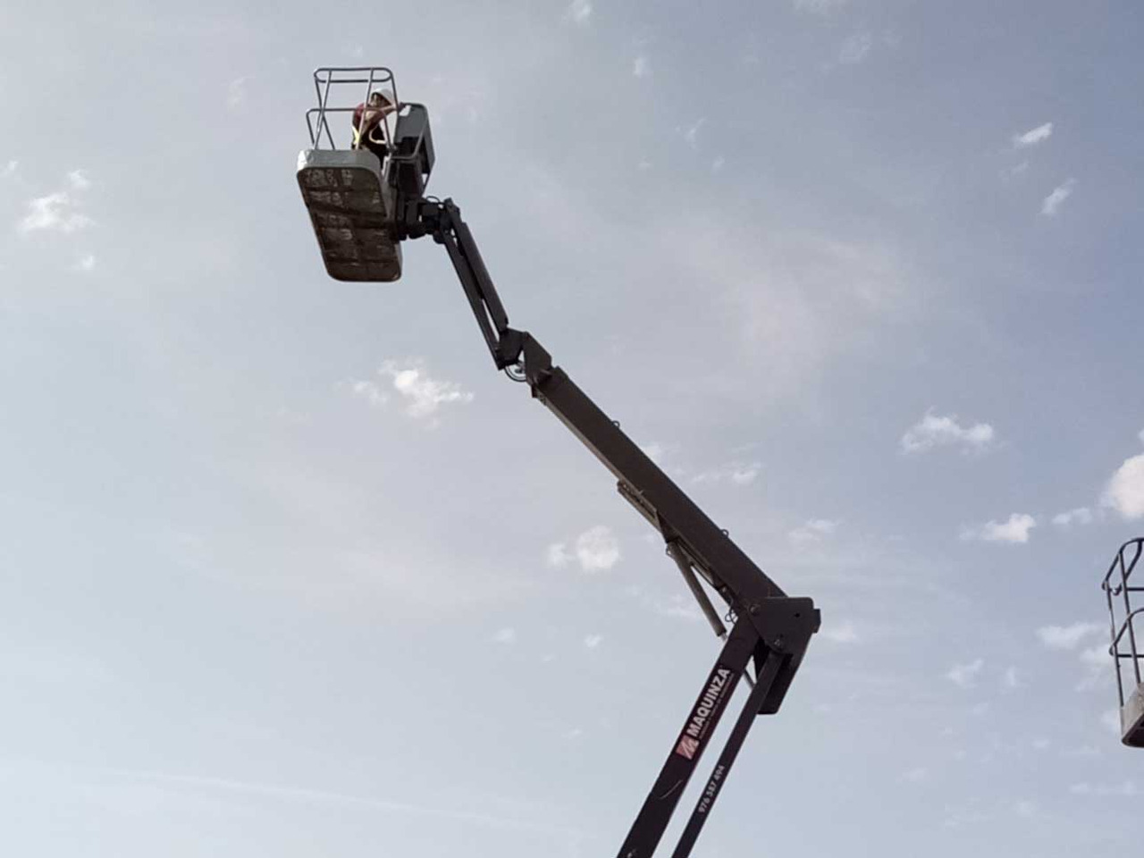 MANITOU 160ATJ EJE OSCILANTE - Zglobna dvižna ploščad: slika 3 MANITOU 160ATJ EJE OSCILANTE - Zglobna dvižna ploščad: slika 3