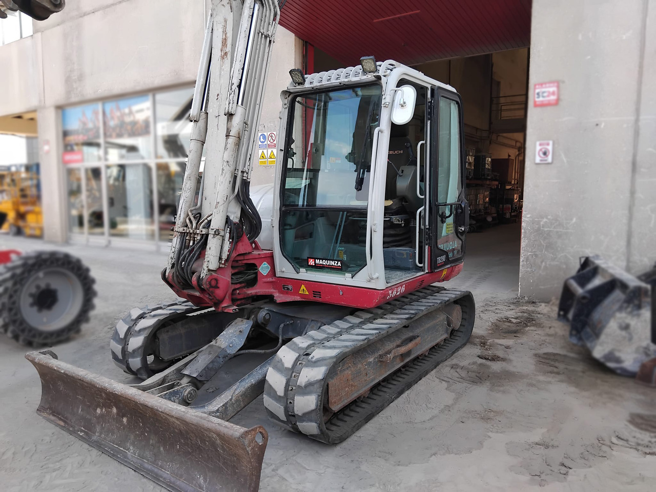TAKEUCHI TB290 - Mini bager: slika 2 TAKEUCHI TB290 - Mini bager: slika 2