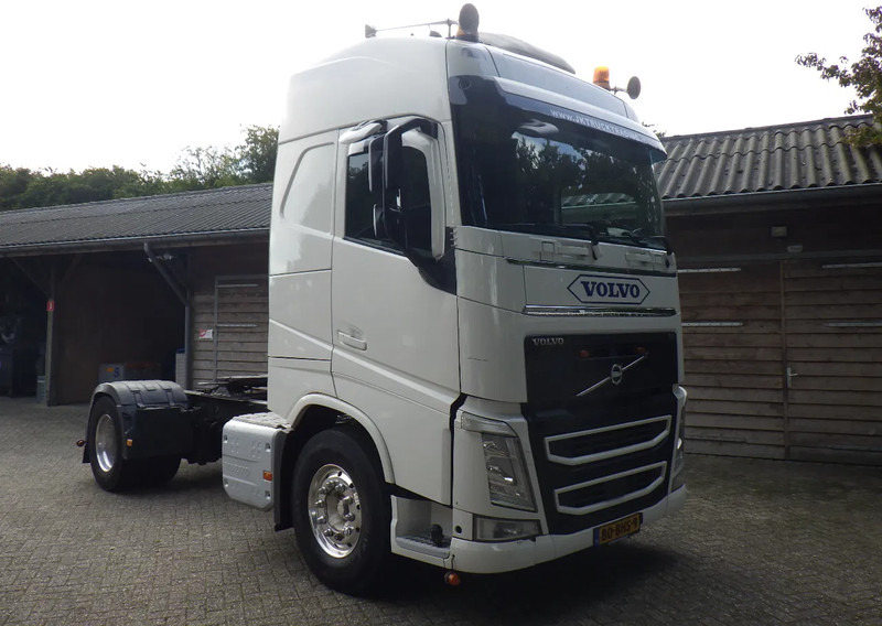 Volvo FH 13.420 Wielbasis 400 cm / 9 T vooras / Alcoa / Sper / GVW 20500 KG - Vlačilec: slika 2 Volvo FH 13.420 Wielbasis 400 cm / 9 T vooras / Alcoa / Sper / GVW 20500 KG - Vlačilec: slika 2