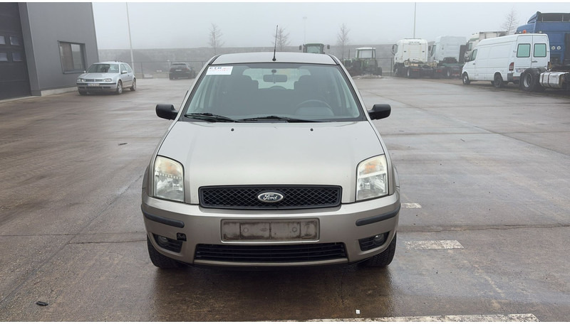 Ford Fusion 1.4 TDCI (BELGIAN CAR) - Kombilimuzina: slika 2 Ford Fusion 1.4 TDCI (BELGIAN CAR) - Kombilimuzina: slika 2