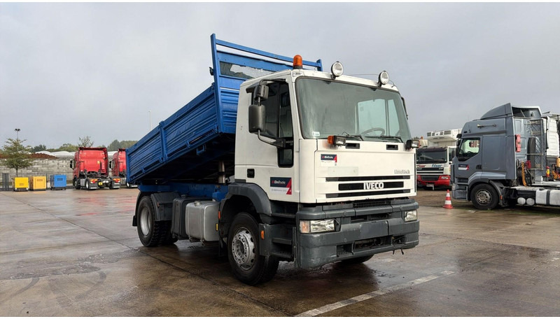 Iveco Eurotech 190 E 34 (POMPE MANUELLE / BOITE MANUELLE / MANUAL PUMP / FULL STEEL SUSP. / LAMES) - Tovornjak prekucnik: slika 2 Iveco Eurotech 190 E 34 (POMPE MANUELLE / BOITE MANUELLE / MANUAL PUMP / FULL STEEL SUSP. / LAMES) - Tovornjak prekucnik: slika 2