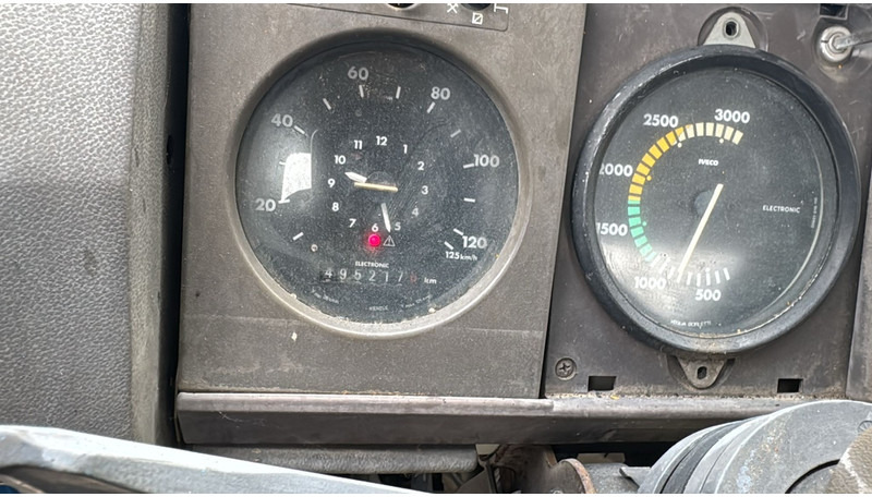 Tovornjak prekucnik Iveco Magirus 170 - 23 (GRAND PONT / LAMES / PARFAIT ETAT / 4x4): slika 17