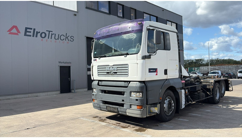 MAN TGA 28.480 (MANUAL PUMP / POMPE MANUELLE / BOITE MANUAL / MANUAL GEARBOX) - Tovornjak-šasija: slika 1 MAN TGA 28.480 (MANUAL PUMP / POMPE MANUELLE / BOITE MANUAL / MANUAL GEARBOX) - Tovornjak-šasija: slika 1