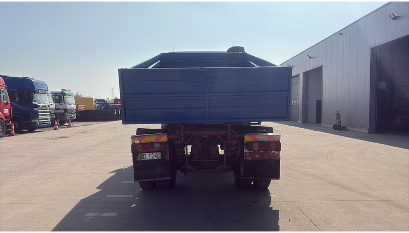 Mercedes-Benz Actros 1843 (4X4 / EPS / GRAND PONT / LAMES / V6 / 2 PONTS) - Tovornjak prekucnik: slika 4 Mercedes-Benz Actros 1843 (4X4 / EPS / GRAND PONT / LAMES / V6 / 2 PONTS) - Tovornjak prekucnik: slika 4