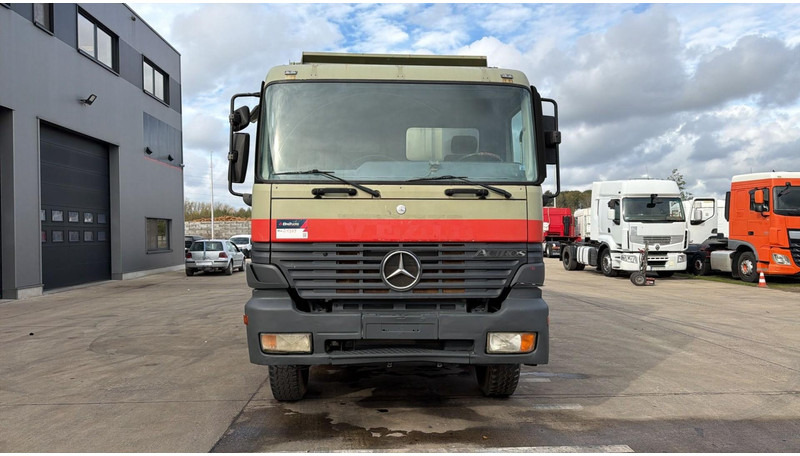 Mercedes-Benz Actros 3235 (EPS / LAMES / GRAND PONT / STEEL SUSP. / 3 PEDALES / MP1) - Tovornjak prekucnik: slika 2 Mercedes-Benz Actros 3235 (EPS / LAMES / GRAND PONT / STEEL SUSP. / 3 PEDALES / MP1) - Tovornjak prekucnik: slika 2