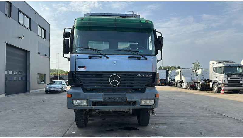 Mercedes-Benz Actros 4143 (8X8 / BOITE MANUELLE / LAMES / GRAND PONT / STEEL SUSP. / BIG AXLE) - Tovornjak prekucnik: slika 2 Mercedes-Benz Actros 4143 (8X8 / BOITE MANUELLE / LAMES / GRAND PONT / STEEL SUSP. / BIG AXLE) - Tovornjak prekucnik: slika 2