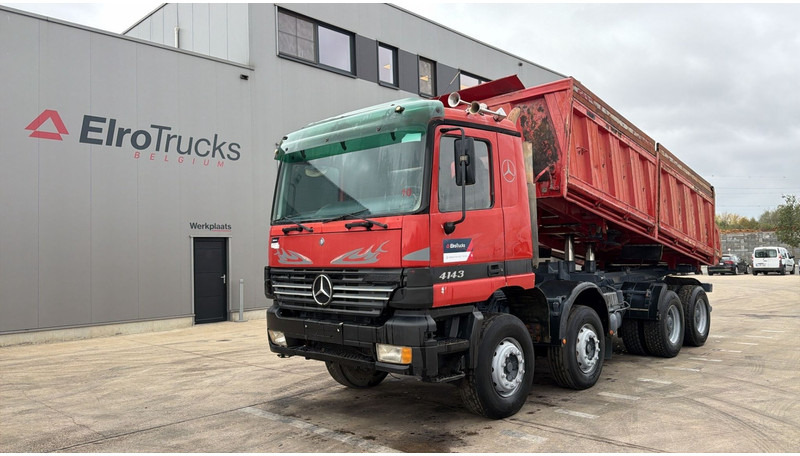 Mercedes-Benz Actros 4143 (GRAND PONT / BOITE MANUELLE / LAMES / 8X4 / STEEL SUSP.) - Tovornjak prekucnik: slika 1 Mercedes-Benz Actros 4143 (GRAND PONT / BOITE MANUELLE / LAMES / 8X4 / STEEL SUSP.) - Tovornjak prekucnik: slika 1