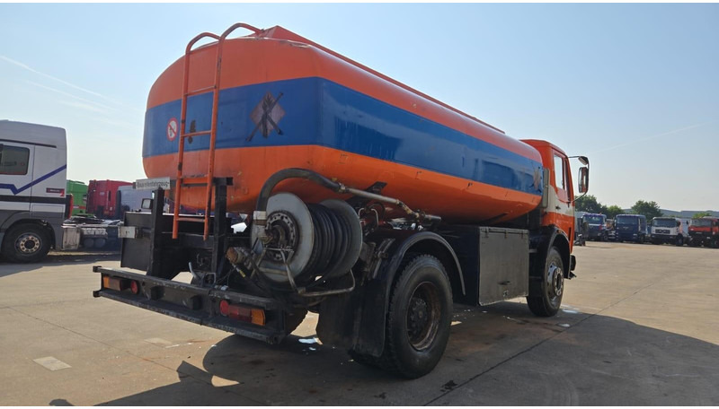 Mercedes-Benz SK 1619 (12.400L / GERMAN TRUCK / CAMION ALLEMAGNE / LAMES / GRAND PONT / V6) - Tovornjak cisterna: slika 5 Mercedes-Benz SK 1619 (12.400L / GERMAN TRUCK / CAMION ALLEMAGNE / LAMES / GRAND PONT / V6) - Tovornjak cisterna: slika 5
