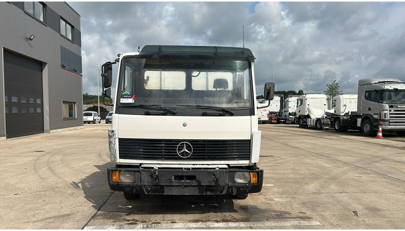 Mercedes-Benz SK 809 (POMPE MANUELLE / MANUAL PUMP / HELPER / AUXILAIRY / SPER / STEEL SUSP.) - Tovornjak prekucnik: slika 1 Mercedes-Benz SK 809 (POMPE MANUELLE / MANUAL PUMP / HELPER / AUXILAIRY / SPER / STEEL SUSP.) - Tovornjak prekucnik: slika 1