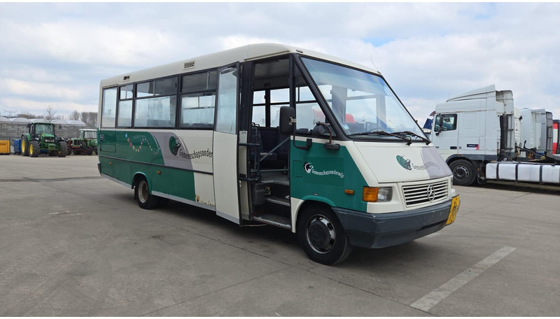 Mercedes-Benz Vario 614 (BELGIAN BUS / 34 SEATS / MANUAL PUMP / LAMES / STEEL SUSP.) - Mestni avtobus: slika 2 Mercedes-Benz Vario 614 (BELGIAN BUS / 34 SEATS / MANUAL PUMP / LAMES / STEEL SUSP.) - Mestni avtobus: slika 2