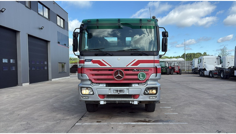 Mercedes-Benz actros 3241 (8X4 / LAMES / GRAND PONT / GRAND BENNE / 3 PONTS / TRES BONNE ETAT) - Tovornjak prekucnik: slika 2 Mercedes-Benz actros 3241 (8X4 / LAMES / GRAND PONT / GRAND BENNE / 3 PONTS / TRES BONNE ETAT) - Tovornjak prekucnik: slika 2