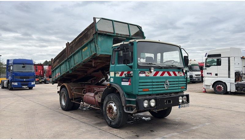 Renault G 300 Manager (LAMES / STEEL SUSP. / GRAND PONT / POMPE MANUELLE) - Tovornjak prekucnik: slika 3 Renault G 300 Manager (LAMES / STEEL SUSP. / GRAND PONT / POMPE MANUELLE) - Tovornjak prekucnik: slika 3