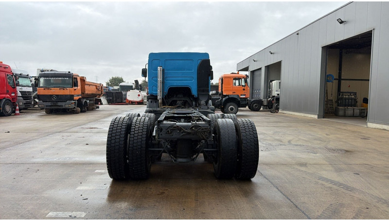 Renault KERAX 420 (LAMES / GRAND PONT / STEEL SUSP. / BIG AXLE / MANUAL GEARBOX / BOITE MANUELLE) - Tovornjak-šasija: slika 5 Renault KERAX 420 (LAMES / GRAND PONT / STEEL SUSP. / BIG AXLE / MANUAL GEARBOX / BOITE MANUELLE) - Tovornjak-šasija: slika 5