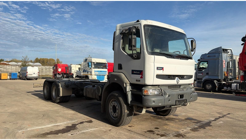 Renault Kerax 320 DCI (PARFAIT ETAT / CHASSIS LONGUE / LAMES / GRAND PONT / KM ORIGINAL) - Tovornjak-šasija: slika 2 Renault Kerax 320 DCI (PARFAIT ETAT / CHASSIS LONGUE / LAMES / GRAND PONT / KM ORIGINAL) - Tovornjak-šasija: slika 2