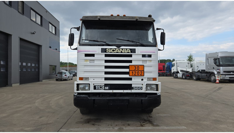 Scania 113-360 (13500L / POMPE MANUELLE / MANUAL PUMP / TOP CONDITION / WITH PUMP + COUNTER !!) - Tovornjak cisterna: slika 2 Scania 113-360 (13500L / POMPE MANUELLE / MANUAL PUMP / TOP CONDITION / WITH PUMP + COUNTER !!) - Tovornjak cisterna: slika 2