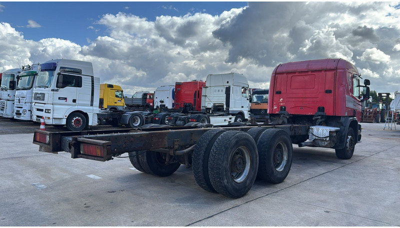 Scania 114 - 380 (6X4 / GRAND PONT / LAMES / BIG AXLE / STEEL SUSP. / BOITE MANUELLE / MANUAL GEARBOX) - Tovornjak-šasija: slika 4 Scania 114 - 380 (6X4 / GRAND PONT / LAMES / BIG AXLE / STEEL SUSP. / BOITE MANUELLE / MANUAL GEARBOX) - Tovornjak-šasija: slika 4