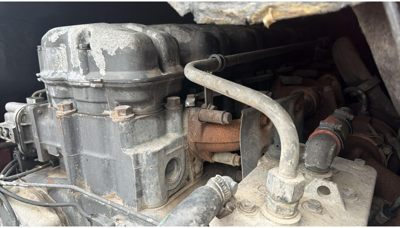 Tovornjak-šasija Scania 124 - 400 (MANUAL PUMP / 6X2 / BIG AXLE / GRAND PONT / POMPE MANUELLE): slika 18 Tovornjak-šasija Scania 124 - 400 (MANUAL PUMP / 6X2 / BIG AXLE / GRAND PONT / POMPE MANUELLE): slika 18