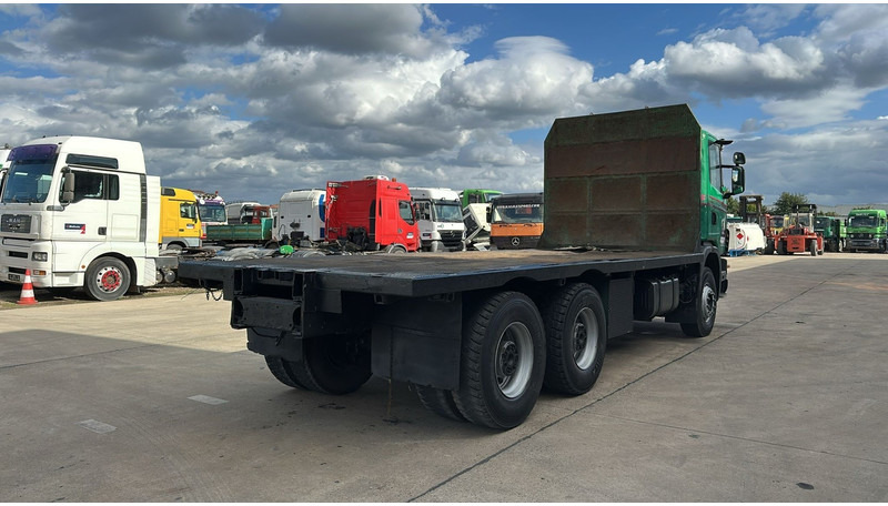 Scania 124 - 400 (POMPE MANUELLE / MANUAL PUMP / BIG HUB / GRAND PONT / LAMES / STEEL) - Tovornjak s kesonom: slika 4 Scania 124 - 400 (POMPE MANUELLE / MANUAL PUMP / BIG HUB / GRAND PONT / LAMES / STEEL) - Tovornjak s kesonom: slika 4