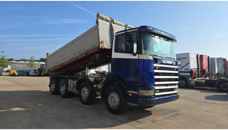 Scania 124-420 (BIG AXLE / GRAND PONT / LAMES / STEEL SUSP. / MANUAL GEARBOX / BOITE MANUELLE) - Tovornjak prekucnik: slika 3 Scania 124-420 (BIG AXLE / GRAND PONT / LAMES / STEEL SUSP. / MANUAL GEARBOX / BOITE MANUELLE) - Tovornjak prekucnik: slika 3