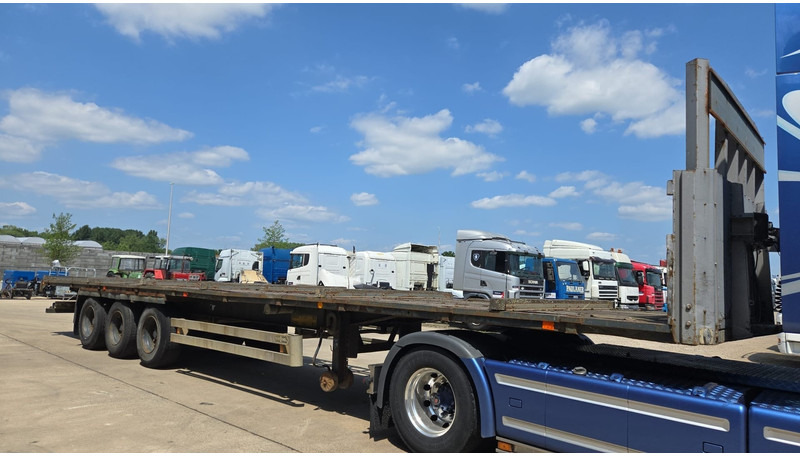 Van Hool 3B2011 (BELGIAN TRAILER / FREINS TAMBOURS / DRUM BRAKES) - Polprikolica s kesonom: slika 2 Van Hool 3B2011 (BELGIAN TRAILER / FREINS TAMBOURS / DRUM BRAKES) - Polprikolica s kesonom: slika 2