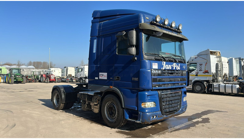 DAF 105 XF 410 (BOITE MANUELLE / MANUAL GEARBOX / GOOD CONDITION) - Vlačilec: slika 3 DAF 105 XF 410 (BOITE MANUELLE / MANUAL GEARBOX / GOOD CONDITION) - Vlačilec: slika 3