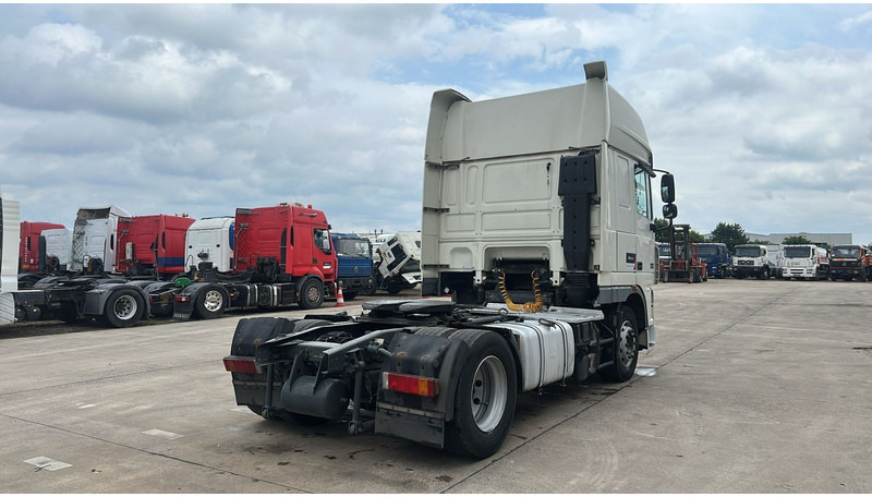 DAF 105 XF 460 (BOITE MANUELLE / MANUAL GEARBOX / CLEAN CONDITION / PROPRE) - Vlačilec: slika 5 DAF 105 XF 460 (BOITE MANUELLE / MANUAL GEARBOX / CLEAN CONDITION / PROPRE) - Vlačilec: slika 5