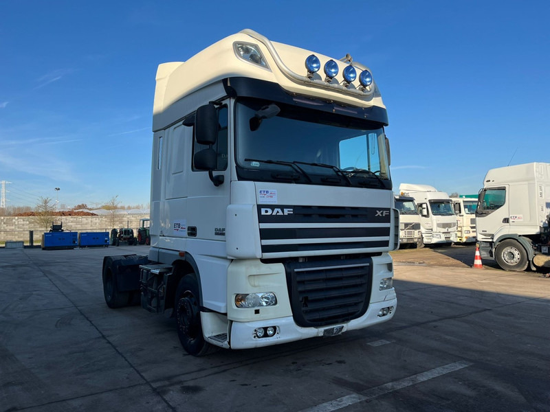 DAF 105 XF 460 Super Space Cab (MANUAL GEARBOX / BOITE MANUELLE) - Vlačilec: slika 3 DAF 105 XF 460 Super Space Cab (MANUAL GEARBOX / BOITE MANUELLE) - Vlačilec: slika 3