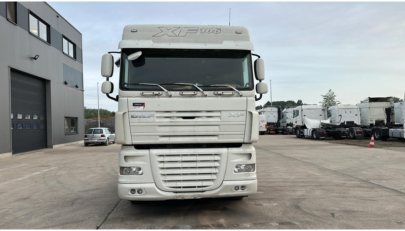 DAF 105 XF 460 (TRES PROPRE / BONNE ETAT / GOOD CONDITION) - Vlačilec: slika 5 DAF 105 XF 460 (TRES PROPRE / BONNE ETAT / GOOD CONDITION) - Vlačilec: slika 5