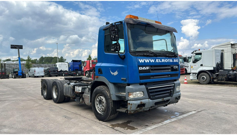 DAF CF 85.410 (BELGIAN TRUCK / HOOK / 10 TYRES) - Vlačilec: slika 3 DAF CF 85.410 (BELGIAN TRUCK / HOOK / 10 TYRES) - Vlačilec: slika 3