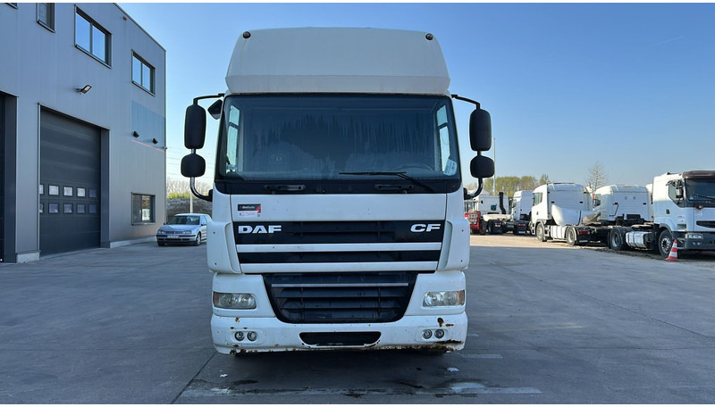 DAF CF 85.410 (BOITE MANUELLE / MANUAL GEARBOX / GOOD CONDITION) - Vlačilec: slika 2 DAF CF 85.410 (BOITE MANUELLE / MANUAL GEARBOX / GOOD CONDITION) - Vlačilec: slika 2