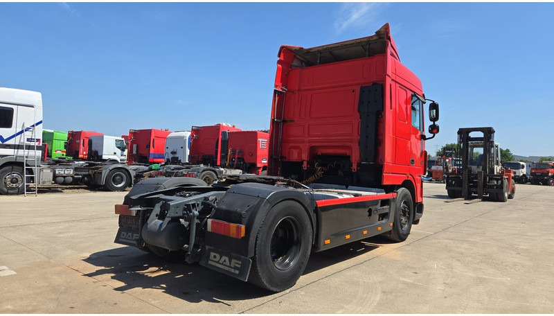 DAF XF 105.410 (BOITE MANUELLE / SUPER PROPRE !!! / TRES BONNE ETAT / AIRCO / MANUAL GEARBOX) - Vlačilec: slika 5 DAF XF 105.410 (BOITE MANUELLE / SUPER PROPRE !!! / TRES BONNE ETAT / AIRCO / MANUAL GEARBOX) - Vlačilec: slika 5