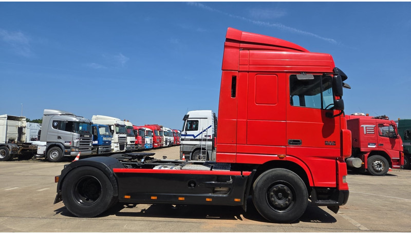 DAF XF 105.410 (BOITE MANUELLE / SUPER PROPRE !!! / TRES BONNE ETAT / AIRCO / MANUAL GEARBOX) - Vlačilec: slika 4 DAF XF 105.410 (BOITE MANUELLE / SUPER PROPRE !!! / TRES BONNE ETAT / AIRCO / MANUAL GEARBOX) - Vlačilec: slika 4
