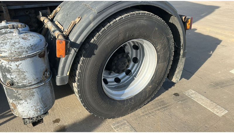 Vlačilec DAF XF 95.430 (EURO 2 / MANUAL PUMP / POMPE MANUELLE / BOITE MANUELLE): slika 11