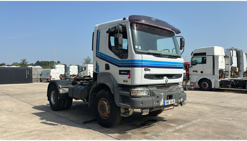 Renault KERAX 420 (SUSPENSION LAMES / BOITE MANUELLE / FRANCAIS / GRAND PONT / PARFAIT ETAT !!!) - Vlačilec: slika 2 Renault KERAX 420 (SUSPENSION LAMES / BOITE MANUELLE / FRANCAIS / GRAND PONT / PARFAIT ETAT !!!) - Vlačilec: slika 2