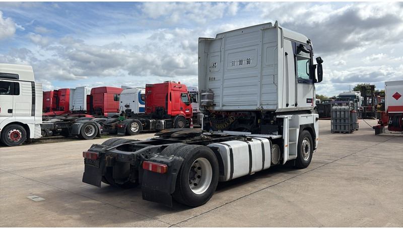 Renault Magnum 440 (BOITE MANUELLE / MANUAL GEARBOX) - Vlačilec: slika 4 Renault Magnum 440 (BOITE MANUELLE / MANUAL GEARBOX) - Vlačilec: slika 4