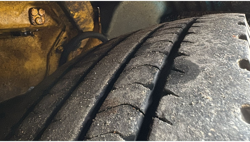 Vlačilec Scania 124-420 (6X2 / 8 TYRES / ORIGINAL TRACTOR UNIT / FRONT STEEL): slika 14