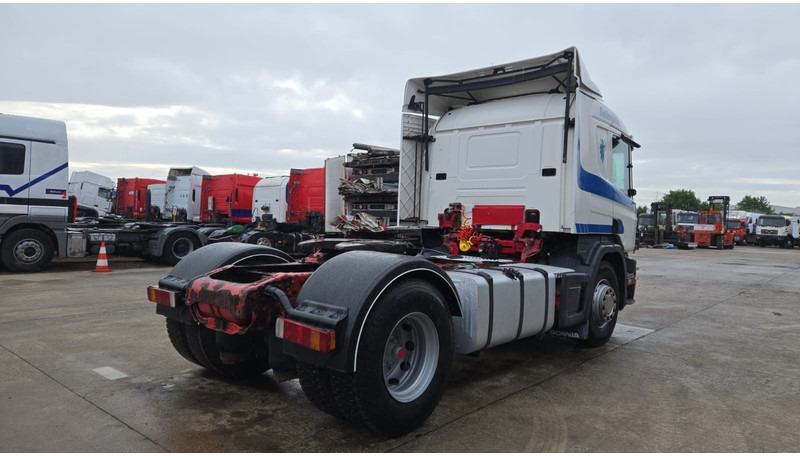Scania P124 - 360 (POMPE MANUELLE / BOITE MANUELLE / MANUAL PUMP / MANUAL GEARBOX) - Vlačilec: slika 5 Scania P124 - 360 (POMPE MANUELLE / BOITE MANUELLE / MANUAL PUMP / MANUAL GEARBOX) - Vlačilec: slika 5