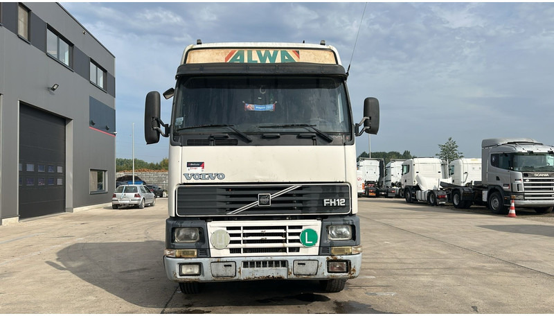 Volvo FH 12.380 (BOITE MANUELLE / MANUAL GEARBOX / EURO 2 / PTO) - Vlačilec: slika 2 Volvo FH 12.380 (BOITE MANUELLE / MANUAL GEARBOX / EURO 2 / PTO) - Vlačilec: slika 2