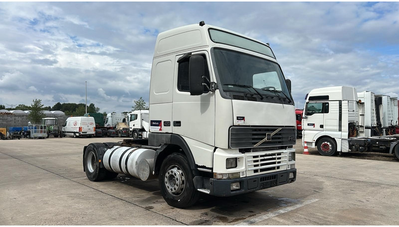 Volvo FH 12.420 (POMPE HYDRAULIQUE / PTO / BOITE MANUELLE / MANUAL GEARBOX) - Vlačilec: slika 2 Volvo FH 12.420 (POMPE HYDRAULIQUE / PTO / BOITE MANUELLE / MANUAL GEARBOX) - Vlačilec: slika 2