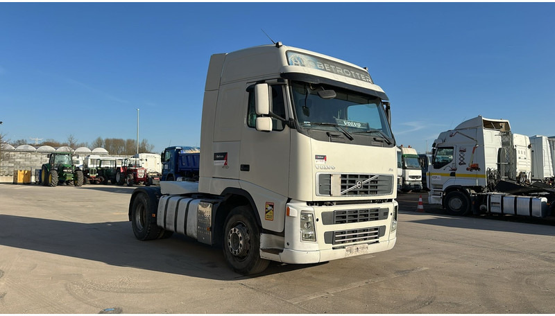 Volvo FH 400 (MANUAL GEARBOX / BOITE MANUELLE / CLEAN CHASSIS / EURO 5) - Vlačilec: slika 3 Volvo FH 400 (MANUAL GEARBOX / BOITE MANUELLE / CLEAN CHASSIS / EURO 5) - Vlačilec: slika 3