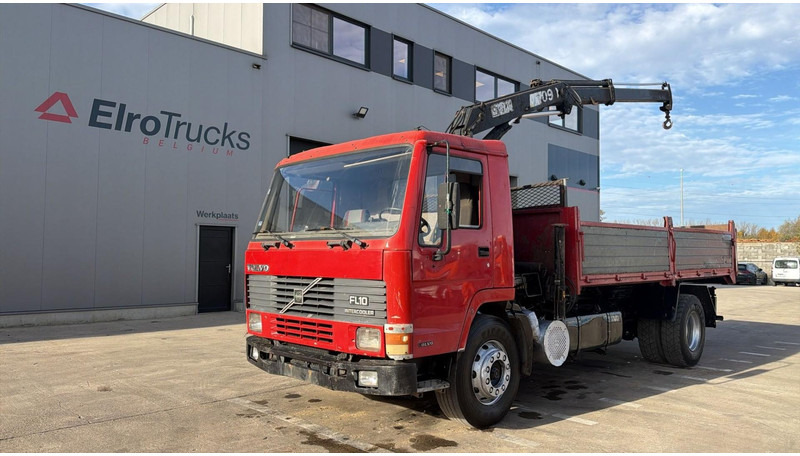 Volvo FL 10 - 320 (MANUAL PUMP / STEEL SUSP. / CRANE / LAMES / POMPE MANUELLE) - Tovornjak s kesonom, Tovornjak z dvigalom: slika 1 Volvo FL 10 - 320 (MANUAL PUMP / STEEL SUSP. / CRANE / LAMES / POMPE MANUELLE) - Tovornjak s kesonom, Tovornjak z dvigalom: slika 1
