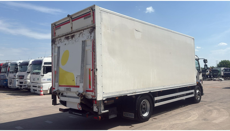 Volvo FL 260 (LIFT 2000 KG / PERFECT BELGIAN TRUCK / 18 TON / EURO 5) - Tovornjak zabojnik: slika 5 Volvo FL 260 (LIFT 2000 KG / PERFECT BELGIAN TRUCK / 18 TON / EURO 5) - Tovornjak zabojnik: slika 5