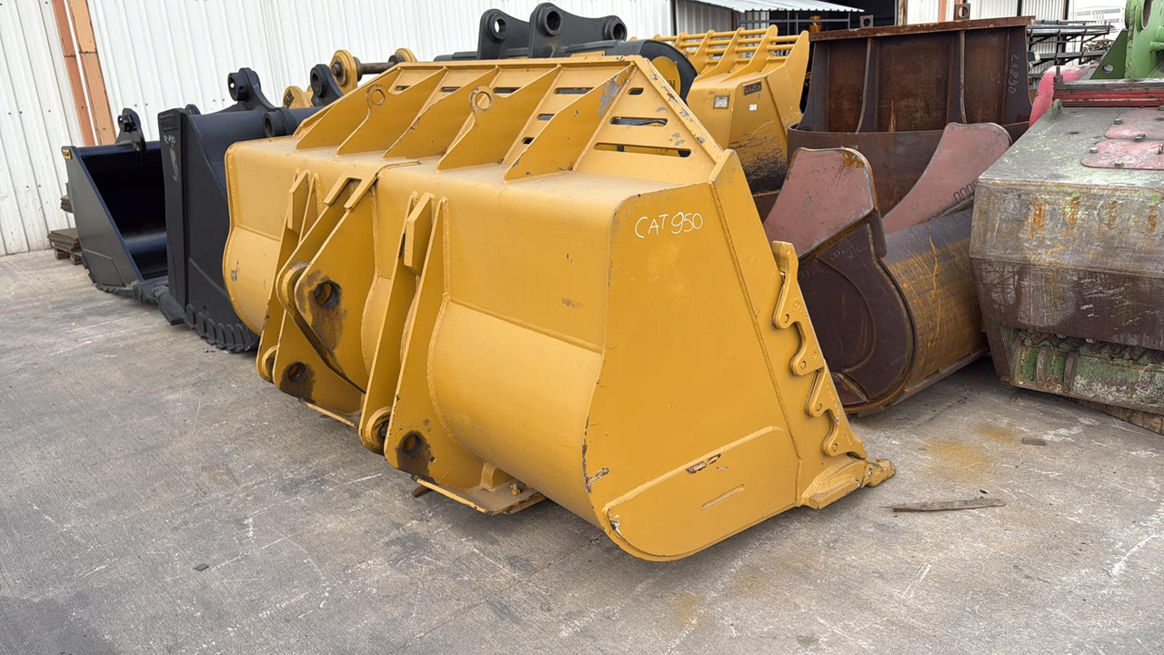 CAT 966 Rock Bucket - Kolesni nakladalec: slika 2 CAT 966 Rock Bucket - Kolesni nakladalec: slika 2