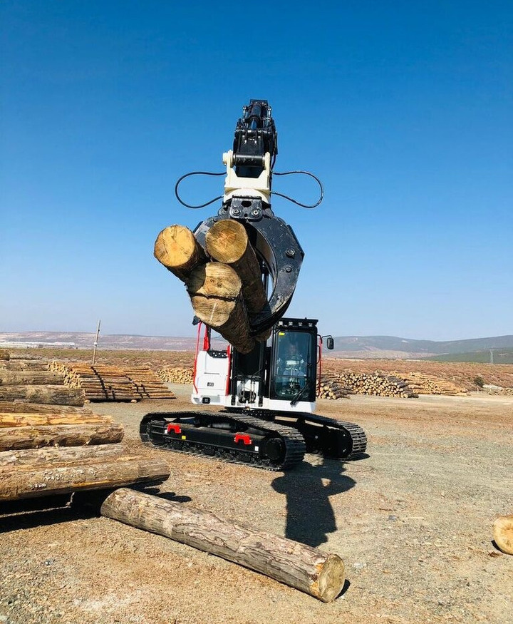 Nov Grabež Galen Log Grapple: slika 7