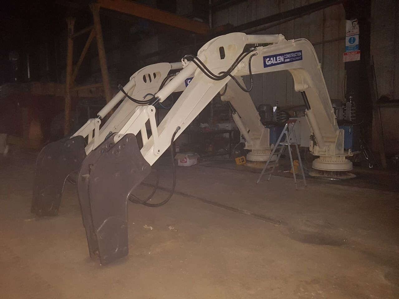 Galen New - Hidravlično kladivo: slika 2 Galen New - Hidravlično kladivo: slika 2